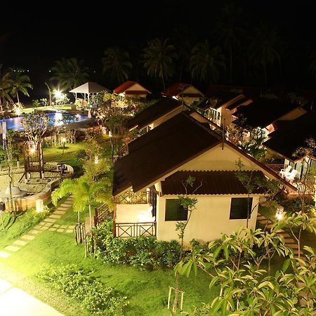 Kuiburi Hotel & Resort Kui Buri Exterior photo
