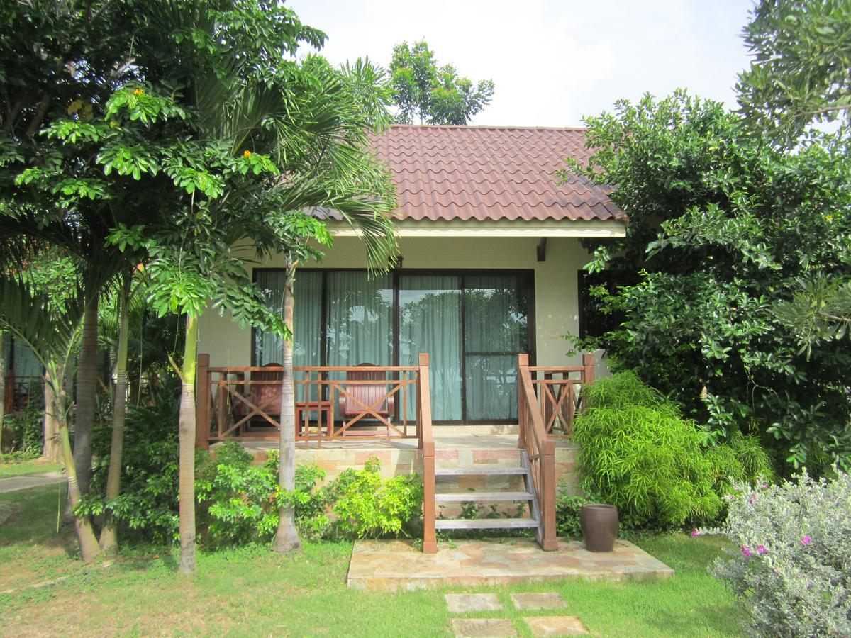 Kuiburi Hotel & Resort Kui Buri Exterior photo